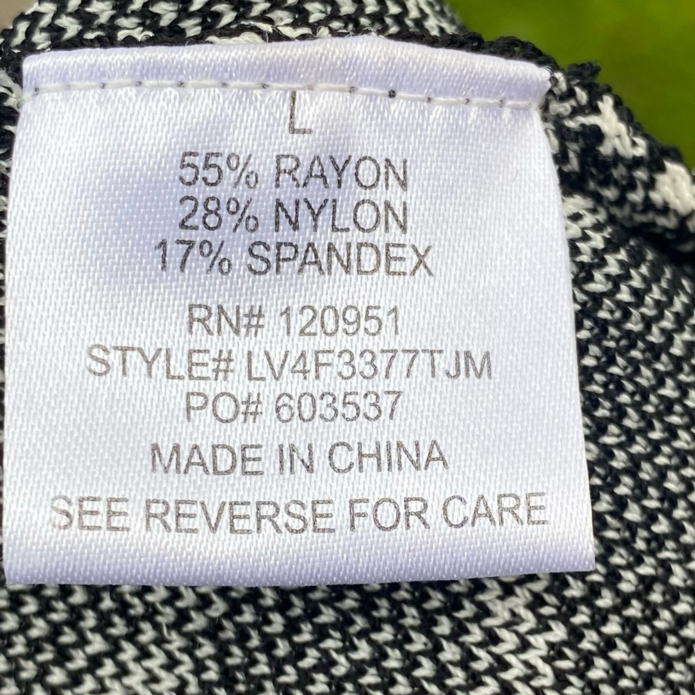 Olive & Oak Knit Skirt - Picture 13 of 14